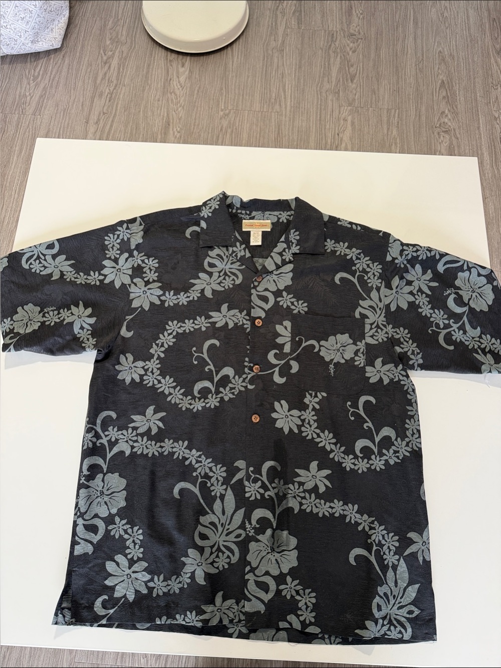 Original Island Sport Casual Black Floral Camp Shirt with Light  Sz M 100% Silk